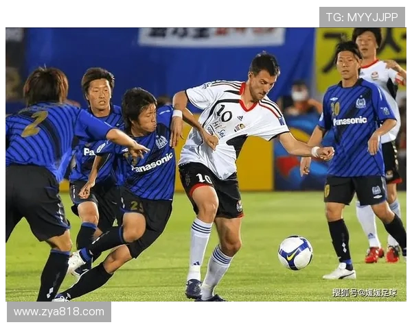 鹿岛鹿角与鸟栖的激烈对决展现日本足球的魅力与激情